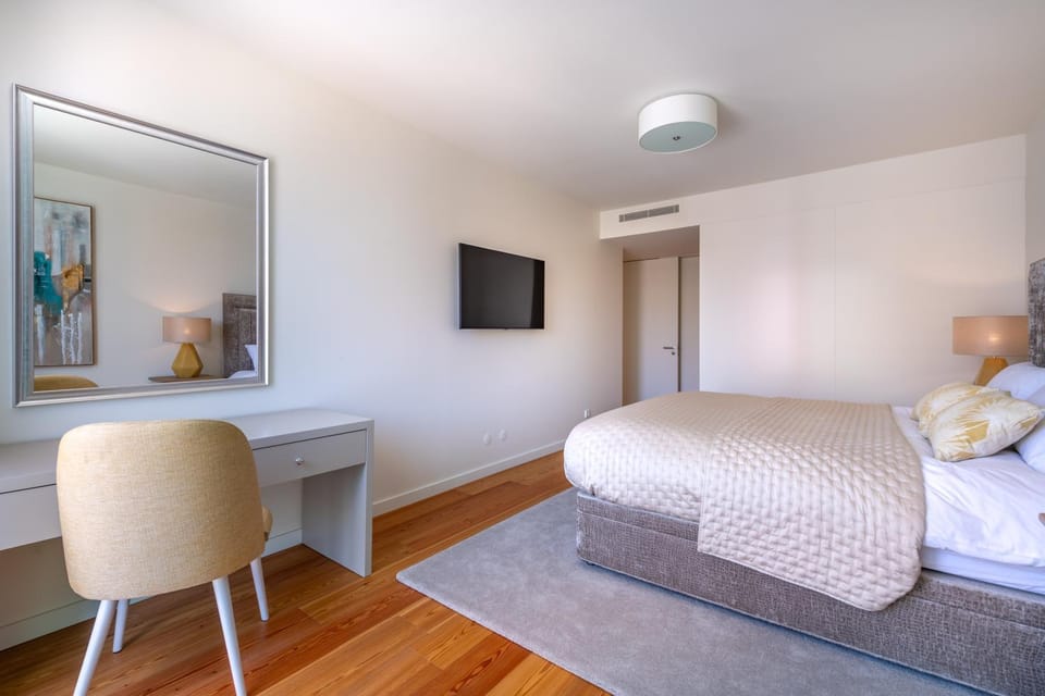 Cond Bayline - Ostra - SPA - GYM - BEACH - POOL - BY BEDZY Apartment in Praia de Armação de Pêra