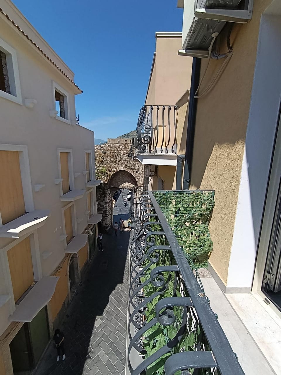 Property building, View (from property/room), View (from property/room), Balcony/Terrace, City view