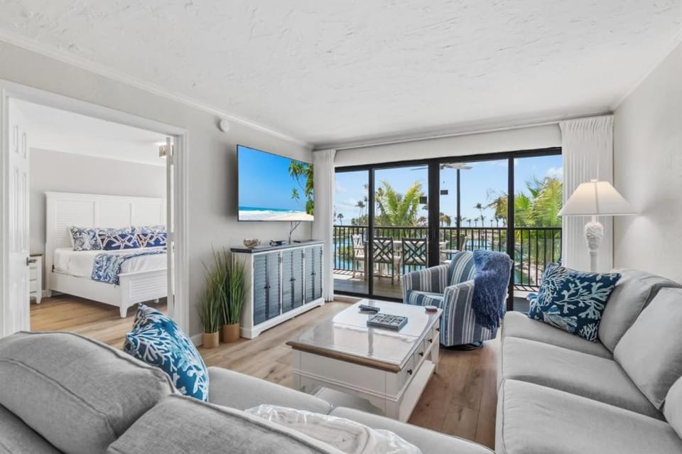 Pointe Santo C26 House in Sanibel Island