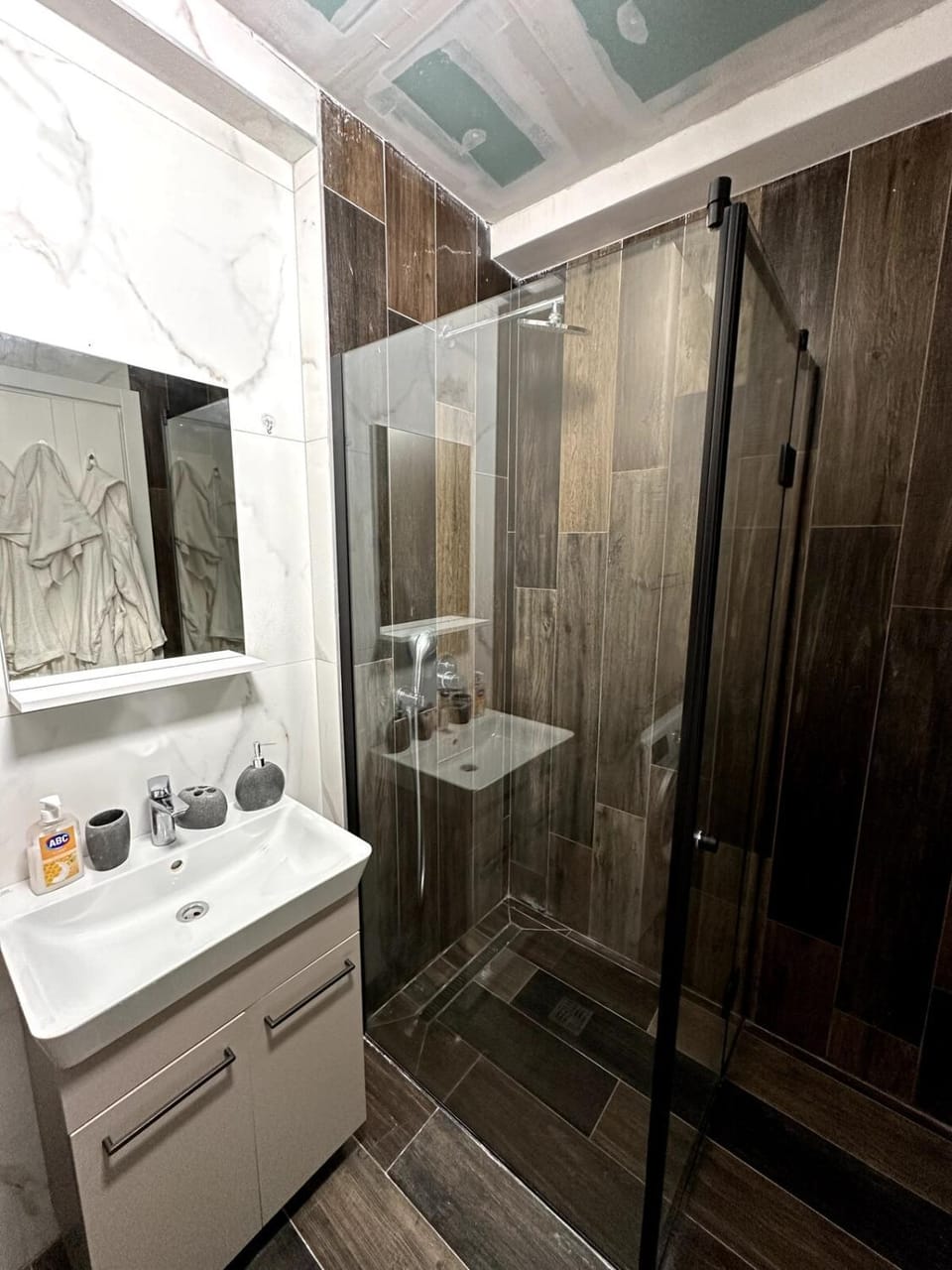 Where Comfort Meets Convenience! Apartment in Podgorica