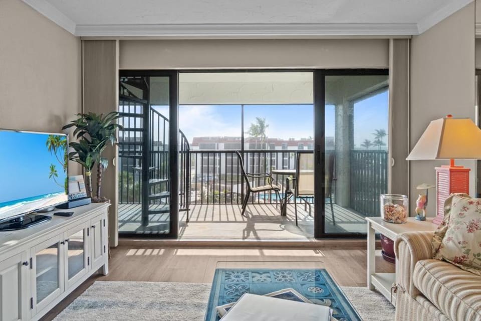 Pointe Santo A42 House in Sanibel Island