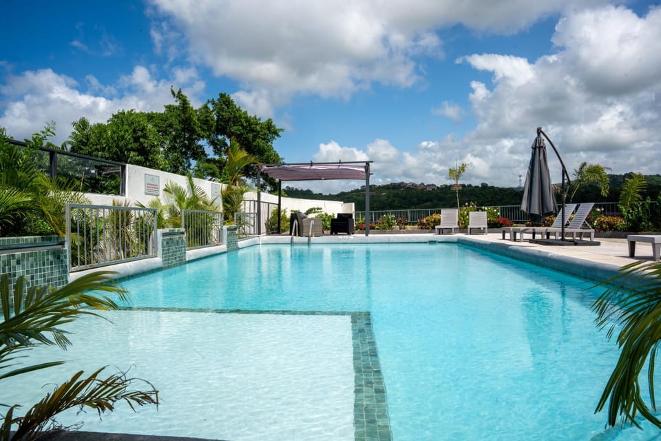 Day, Pool view, Swimming pool, sunbed