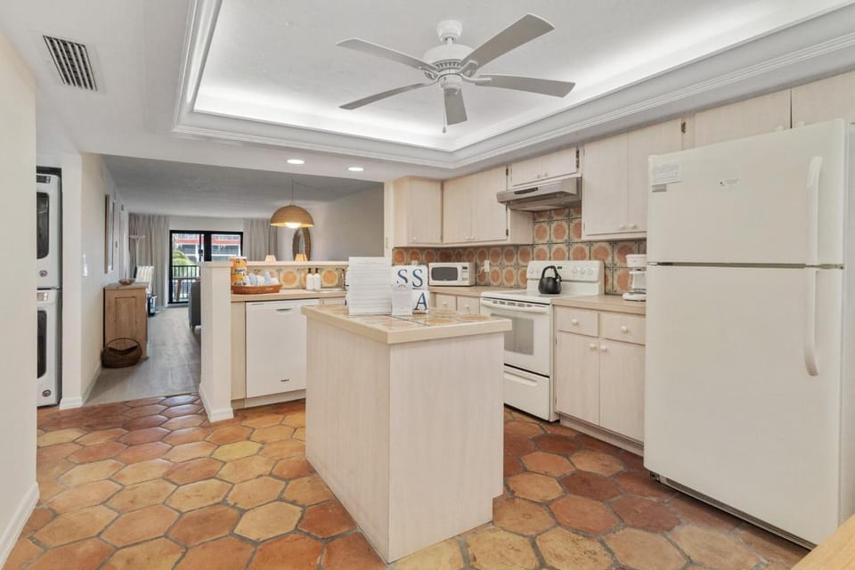 Pointe Santo B34 House in Sanibel Island