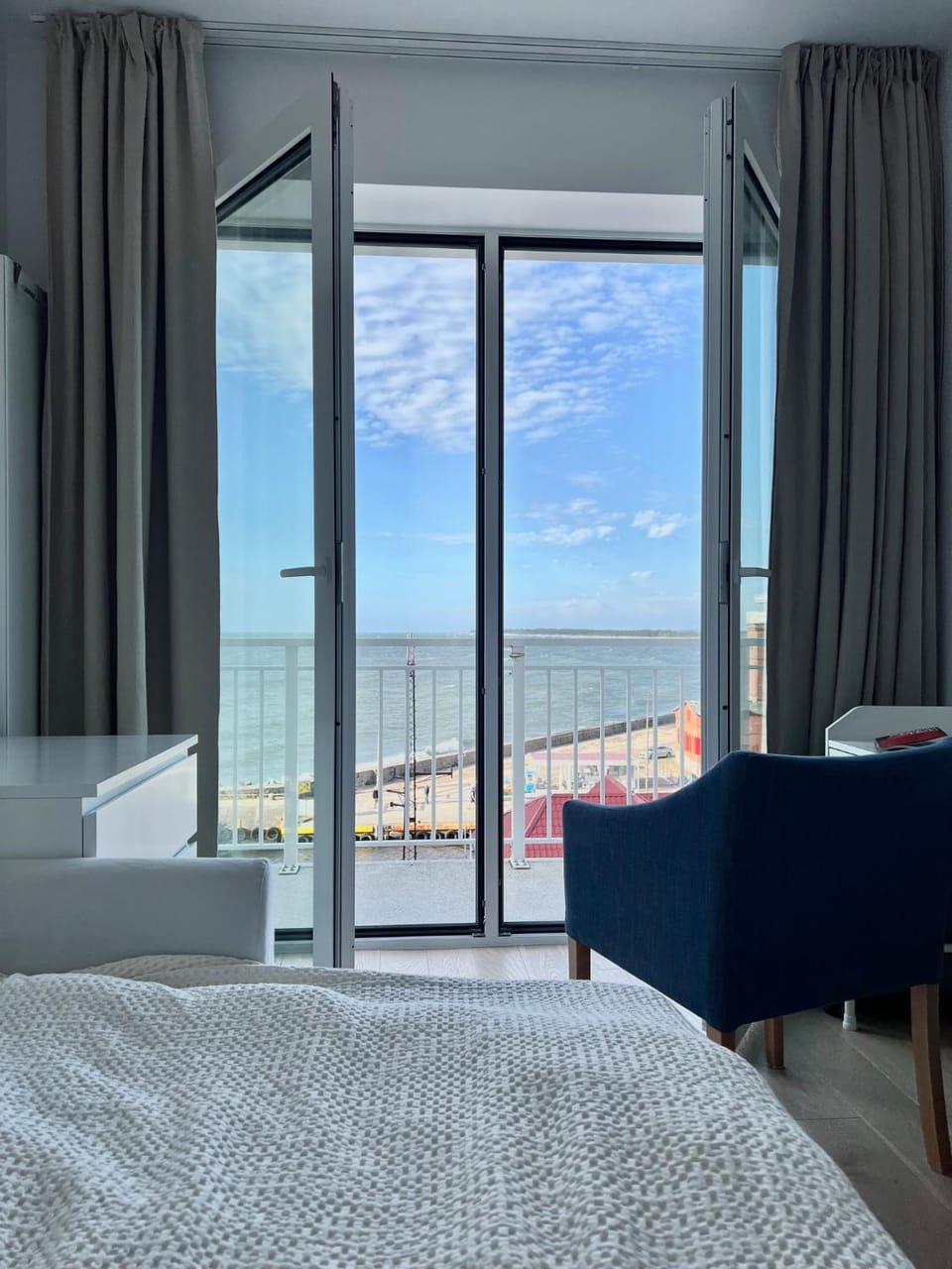 Bedroom, Sea view