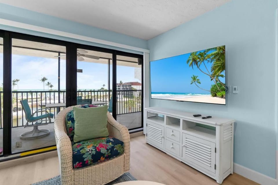 Pointe Santo C32 House in Sanibel Island