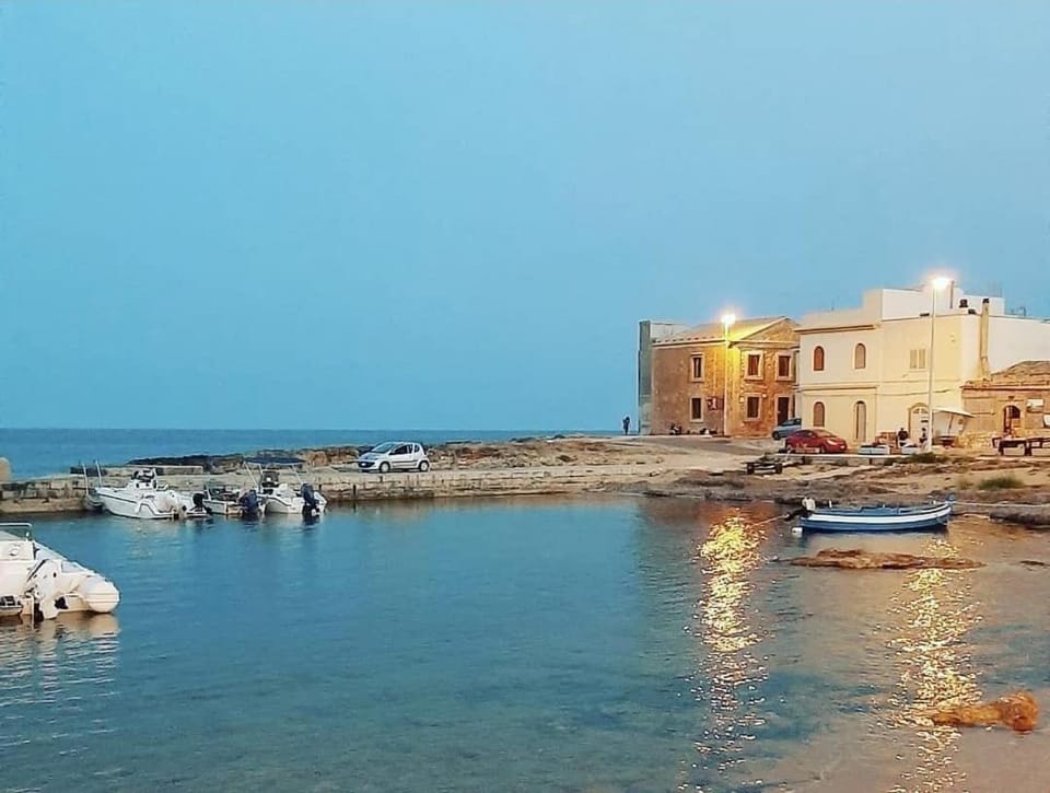 Nearby landmark, Beach, Diving