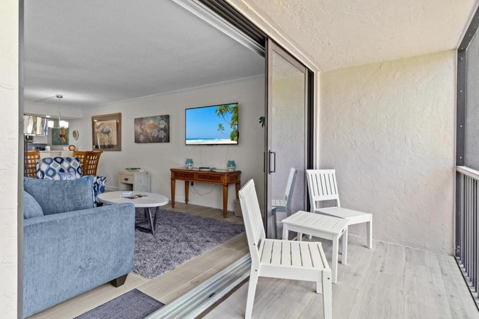 Sundial J101 House in Sanibel Island