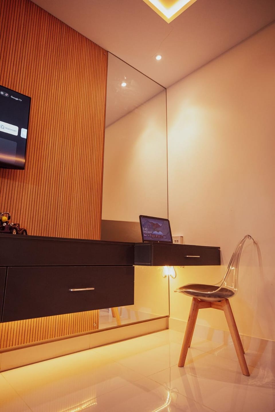 The Orange Room Apartment in Islamabad Capital Territory