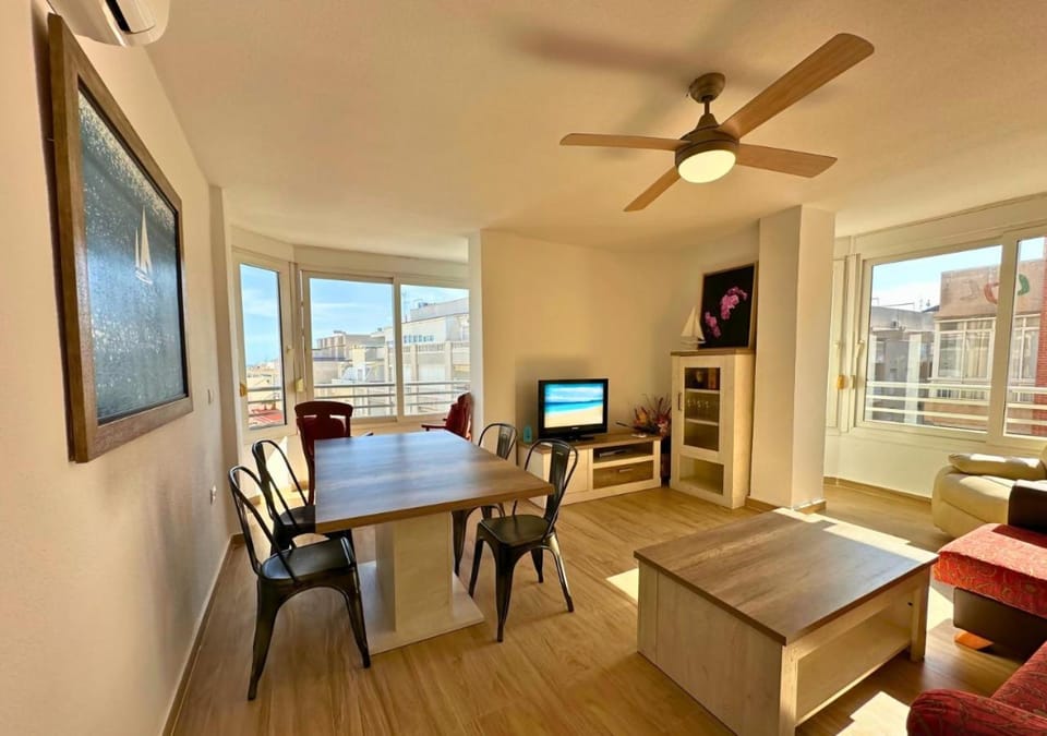Mediterránea Home Apartment in Torrevieja