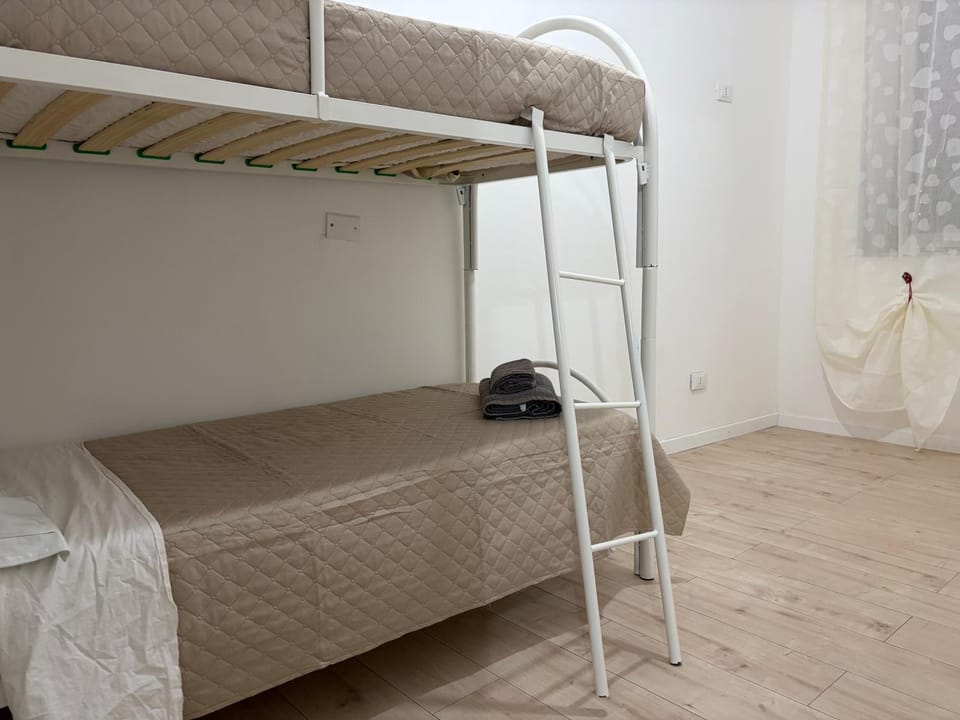 la casetta della stazione 2 Vacation rental in Palermo