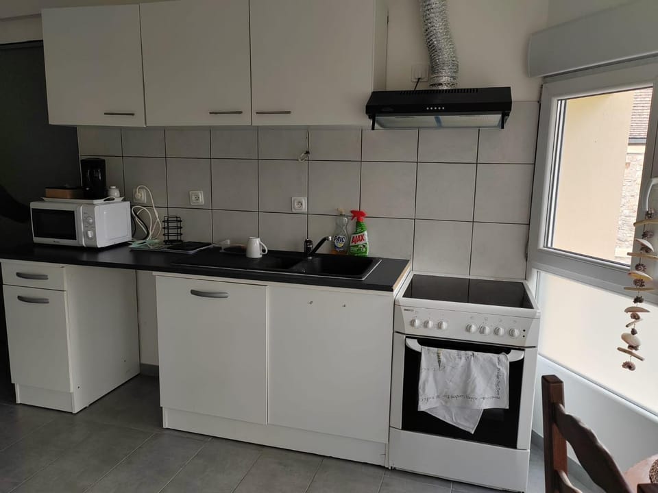 studio près de cergy calme Bed and Breakfast in Île-de-France