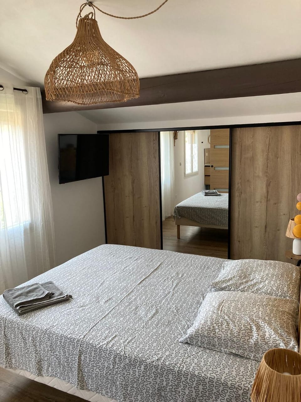 Les Elles du Moulin Avec Piscine House in Vedène