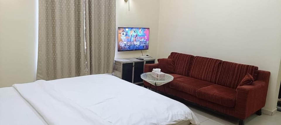 Cozy Private Studio in Khalifa City A Apartment in Abu Dhabi
