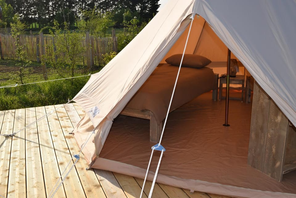 Tente Zéla Luxury tent in Gennes-Val-de-Loire