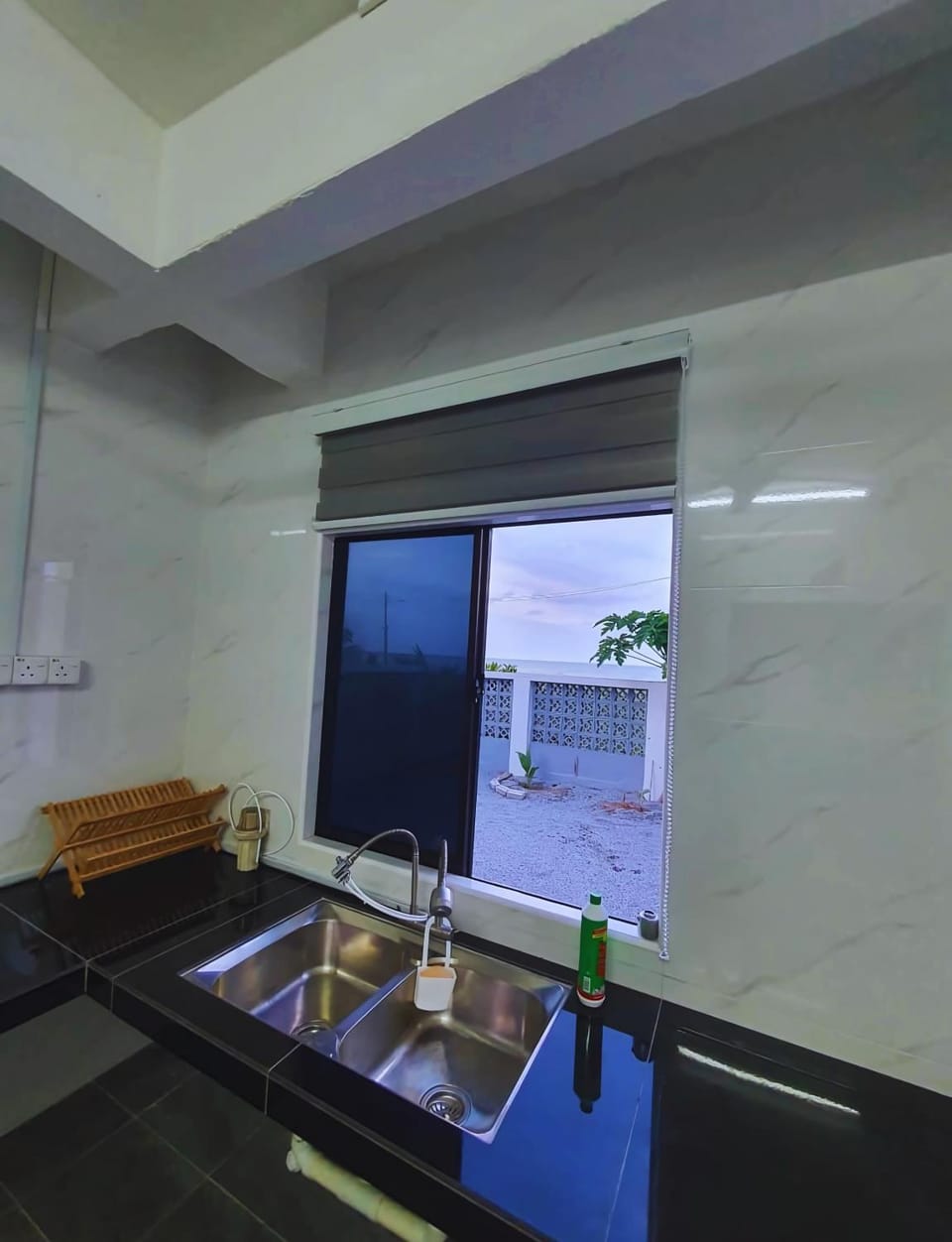 Kitchen or kitchenette, kitchen