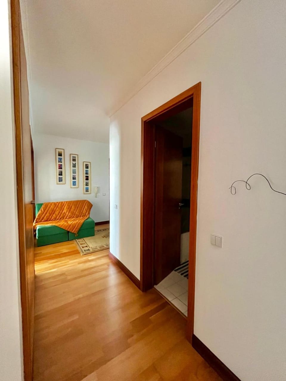 Bed, Area and facilities, wardrobe