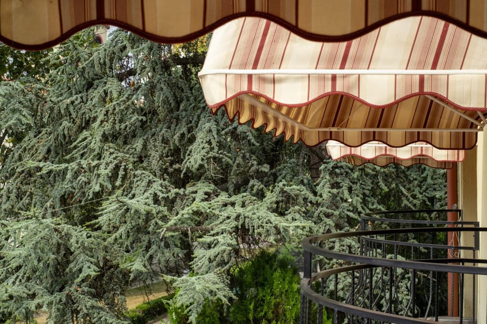 Property building, View (from property/room)