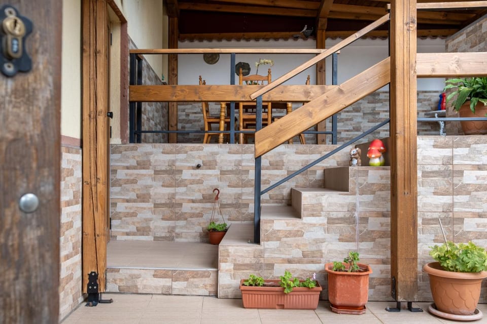 Facade/entrance, Inner courtyard view