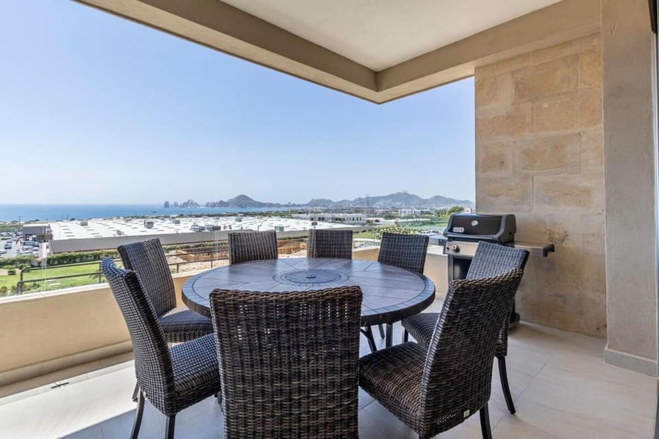 Luxury Retreat in Cabo Infinity Pool Vista Vela House in Baja California Sur