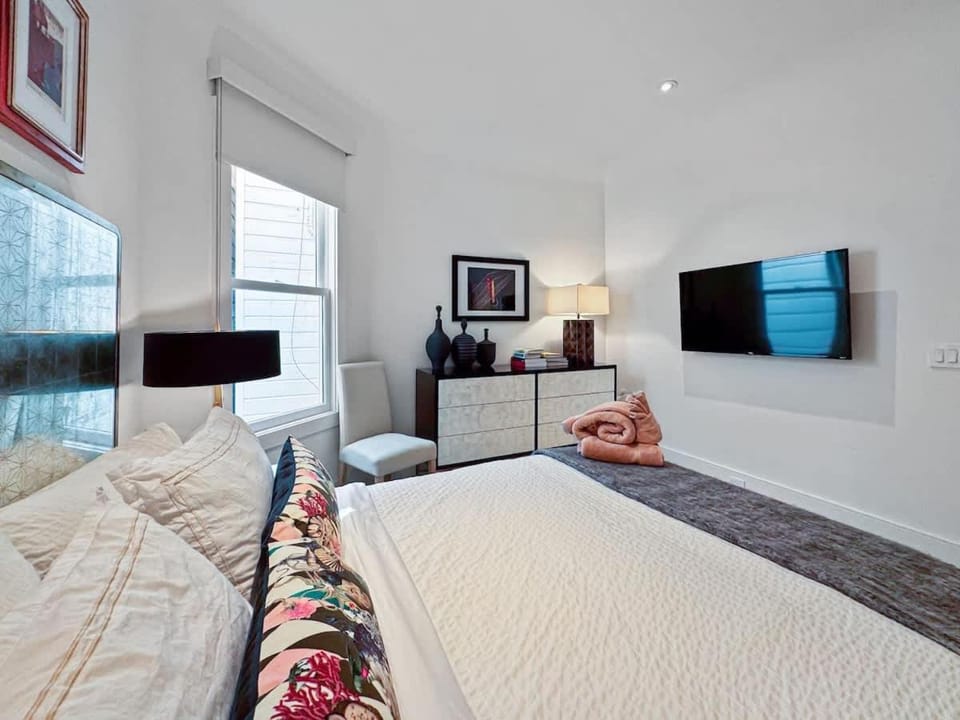 Fabulous 3 bed flat for long stays Apartment in San Francisco