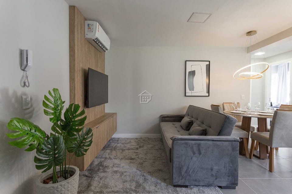TV and multimedia, Living room, air conditioner