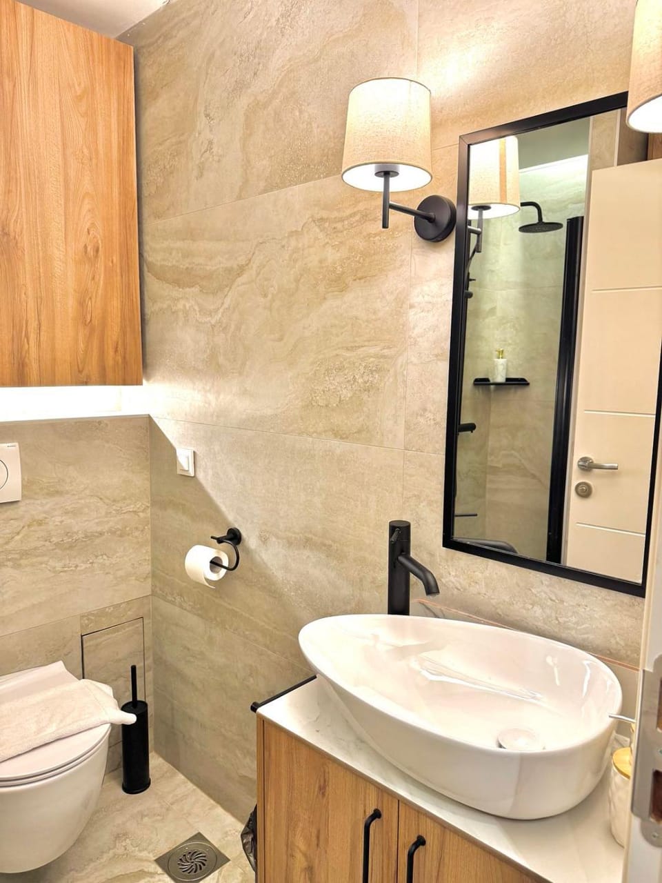 Shower, Toilet, washing machine