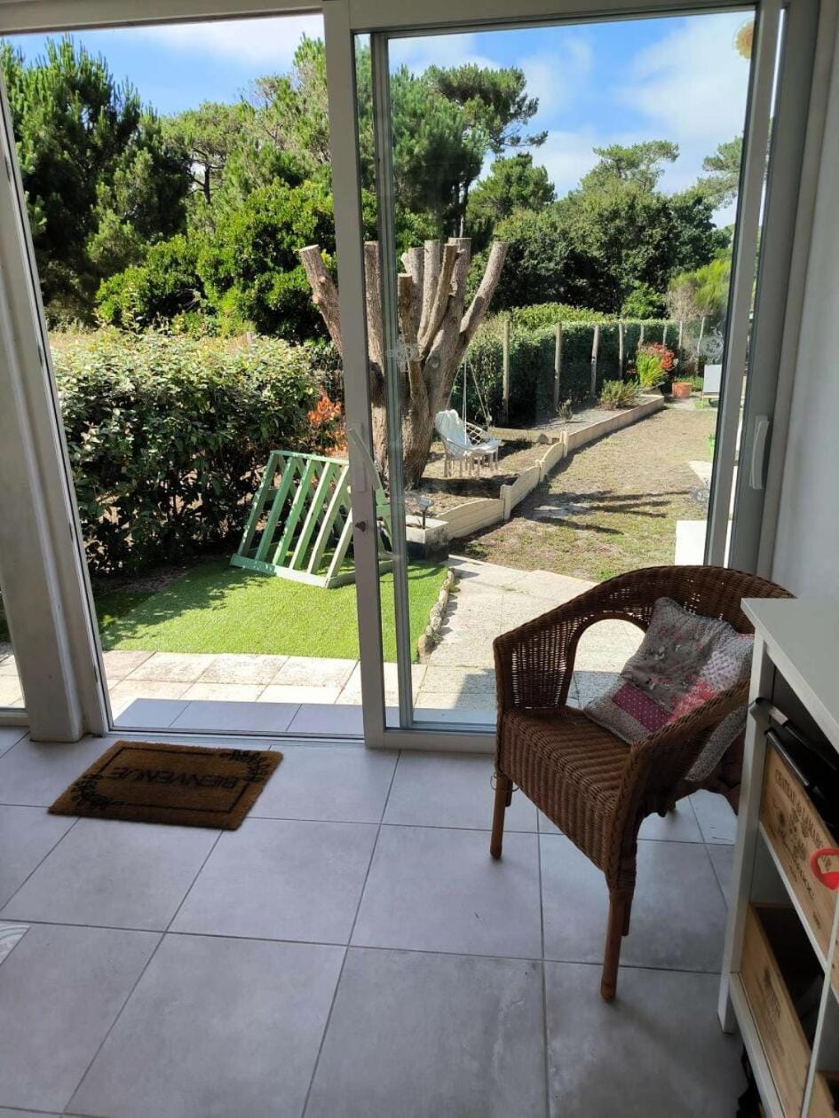 Résidence 058-montalivet - 058 - Petit coin paisible à côté des pins et à 200m de l'Océan MAE-4871 Villa in Vendays-Montalivet
