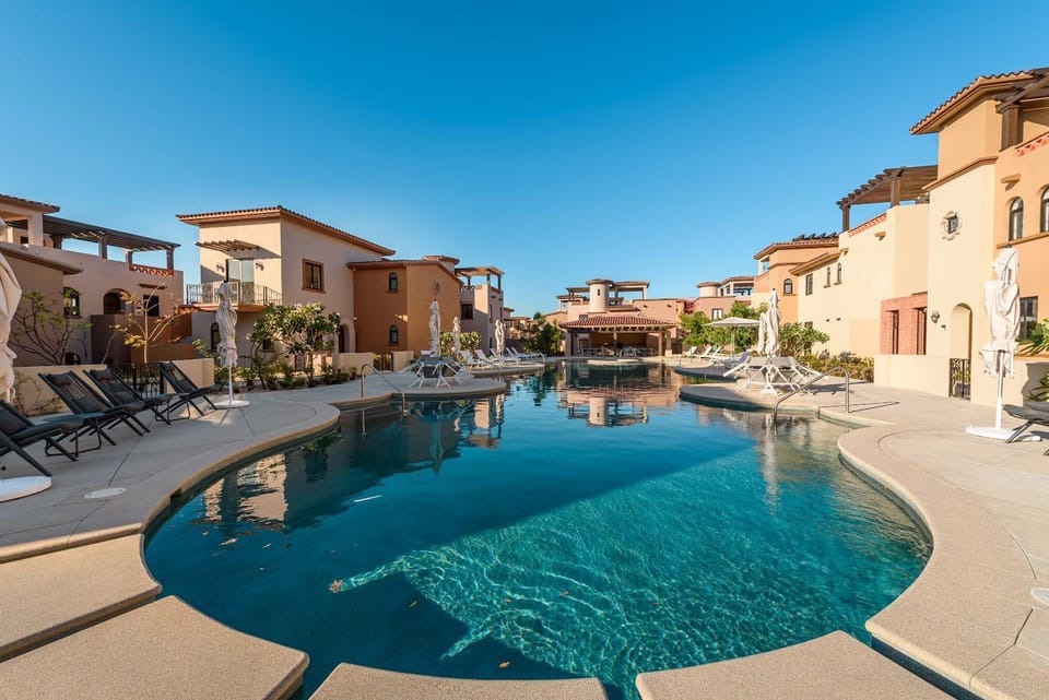 Gorgeous 2 BR Condo with Resort Access at Mavila House in Cabo San Lucas