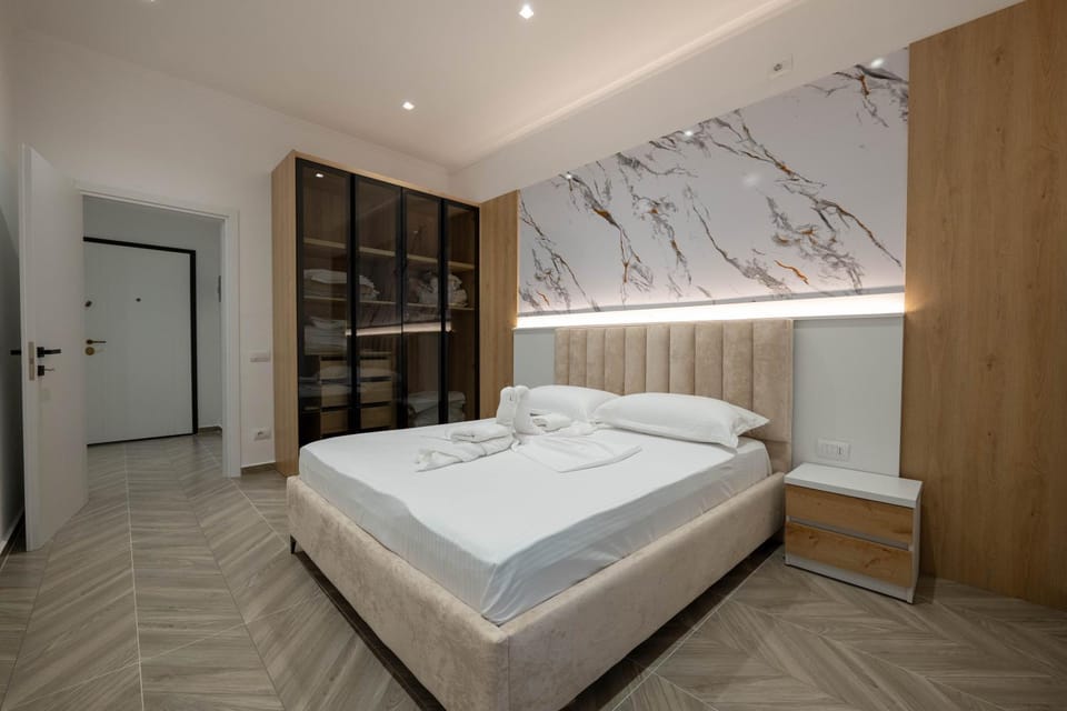 Bed, Photo of the whole room, Bedroom, towels, wardrobe