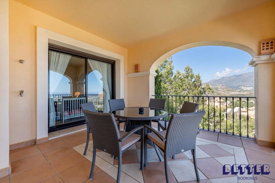 Seaviews Luxury Apt La Quinta By Better Booking Apartment in Costa del Sol