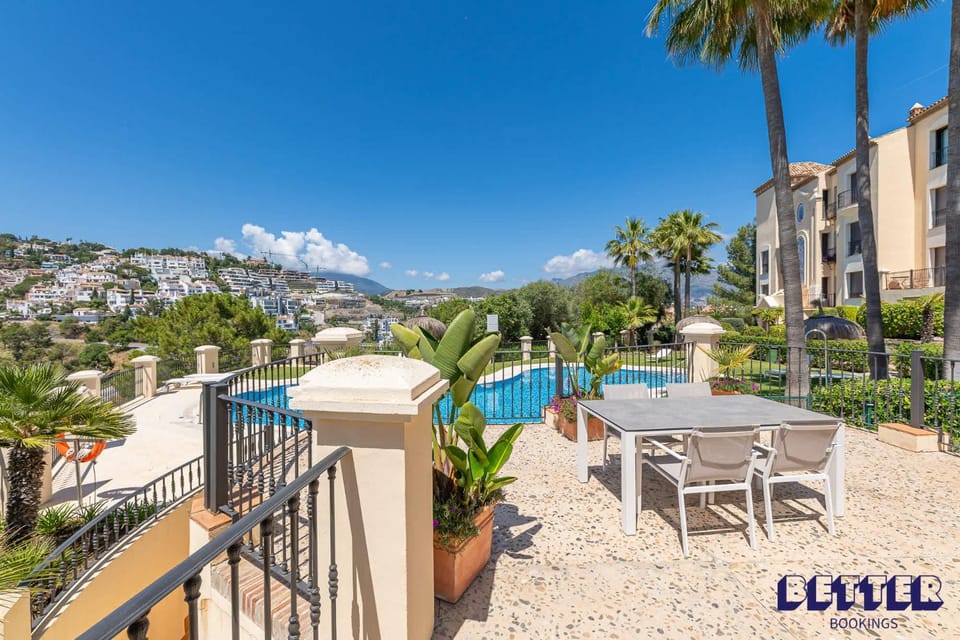 Seaviews Luxury Apt La Quinta By Better Booking Apartment in Costa del Sol