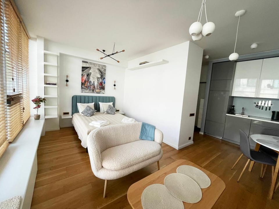 Living room, Bedroom
