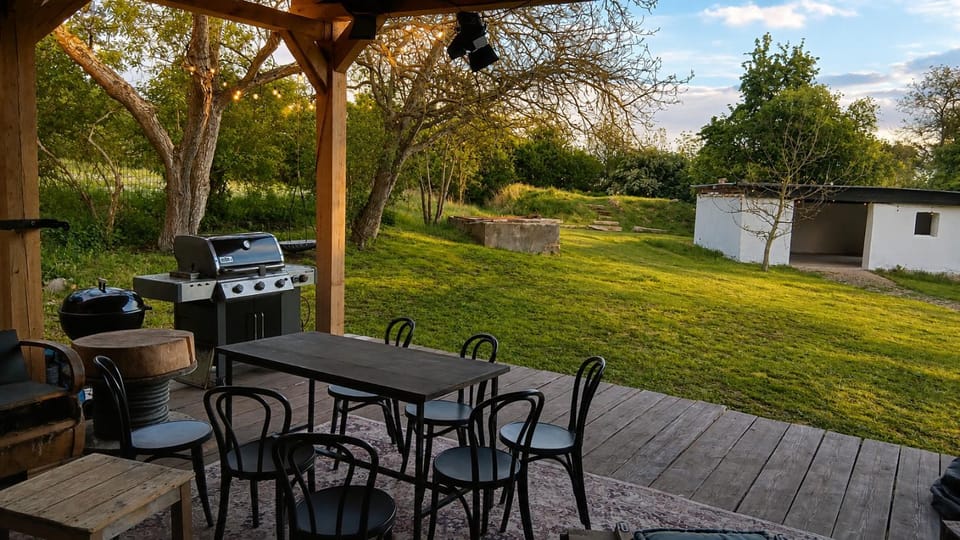 Patio, BBQ facilities, Garden view