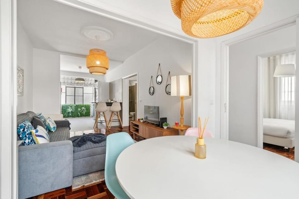 Live, Love and Laugh Apartment in Funchal