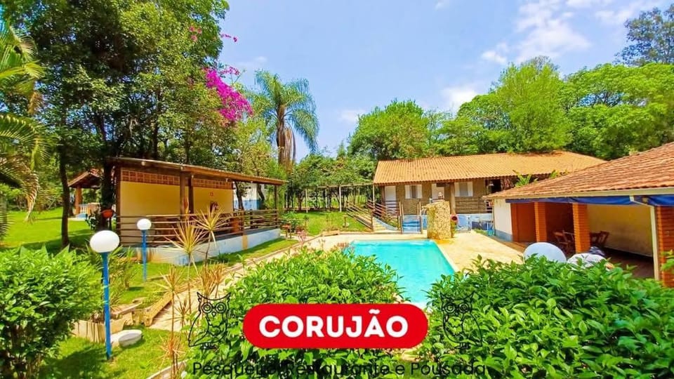 Pousada Corujão Quadra-SP Farm Stay in State of Paraná