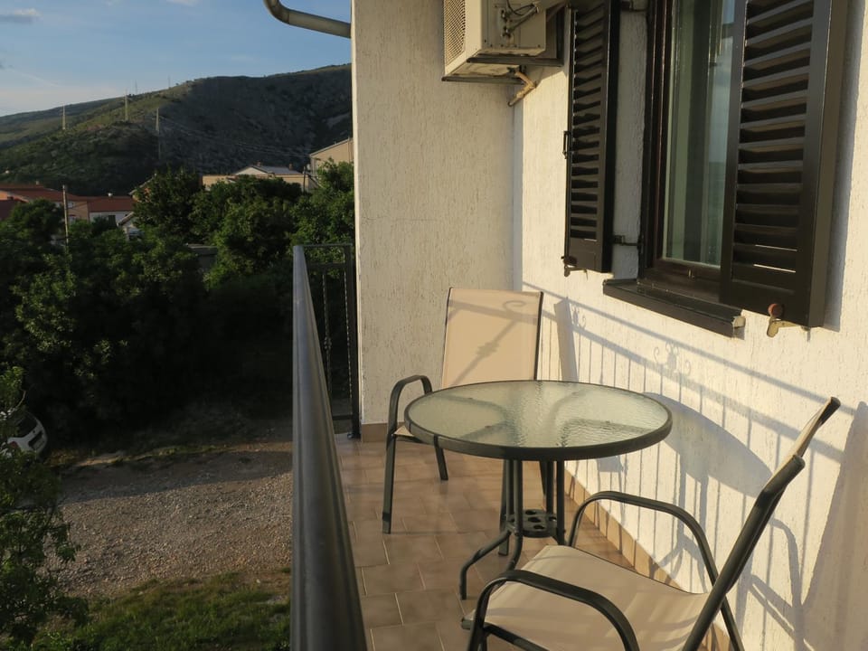 View (from property/room), Balcony/Terrace