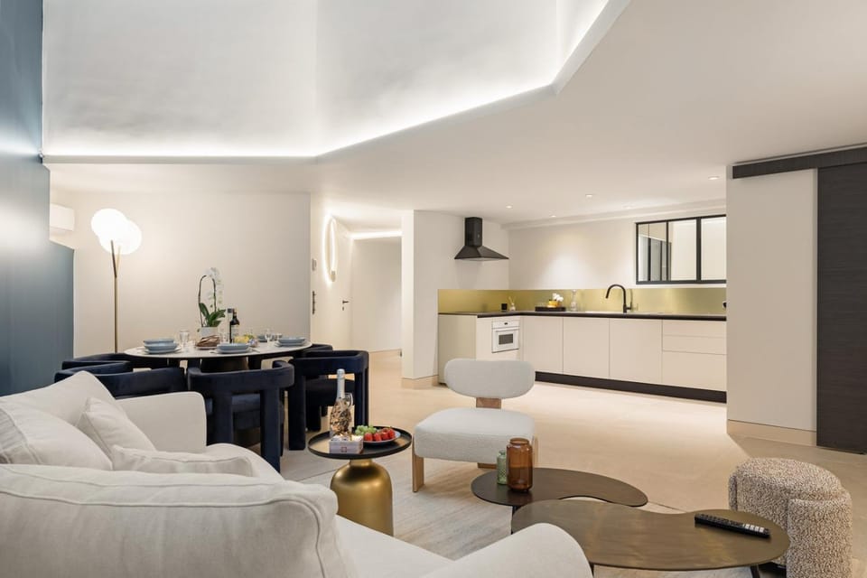 Cèdre Bleu - Chic Peaceful Haven near Croisette Apartment in Cannes