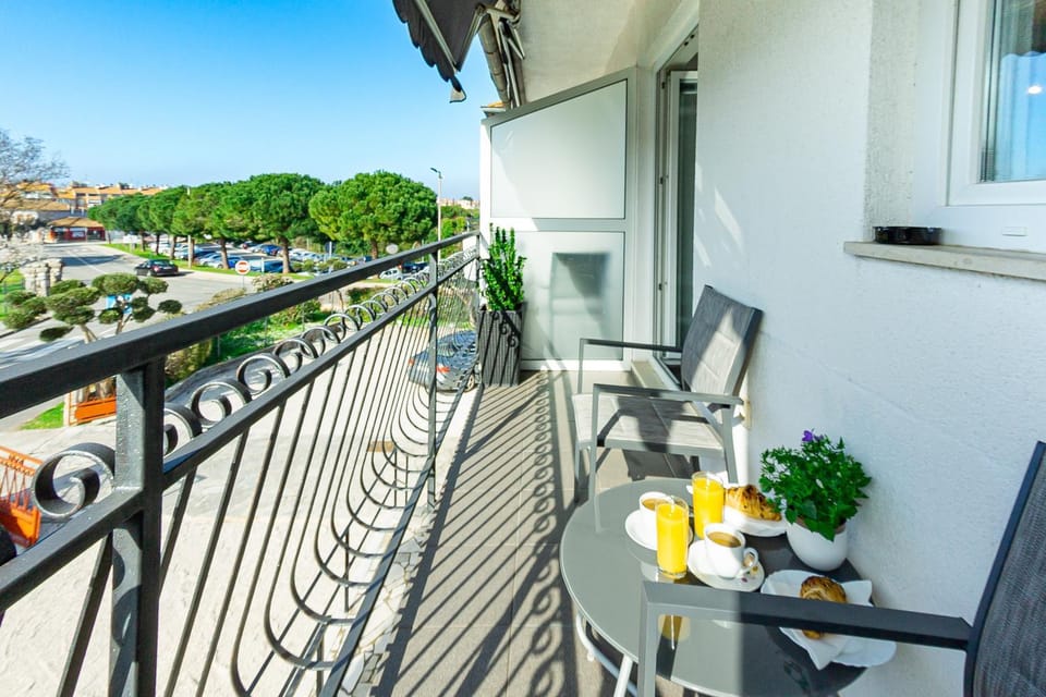 Patio, View (from property/room), Seating area