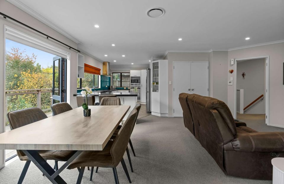 Hamilton Hideout House in Hamilton