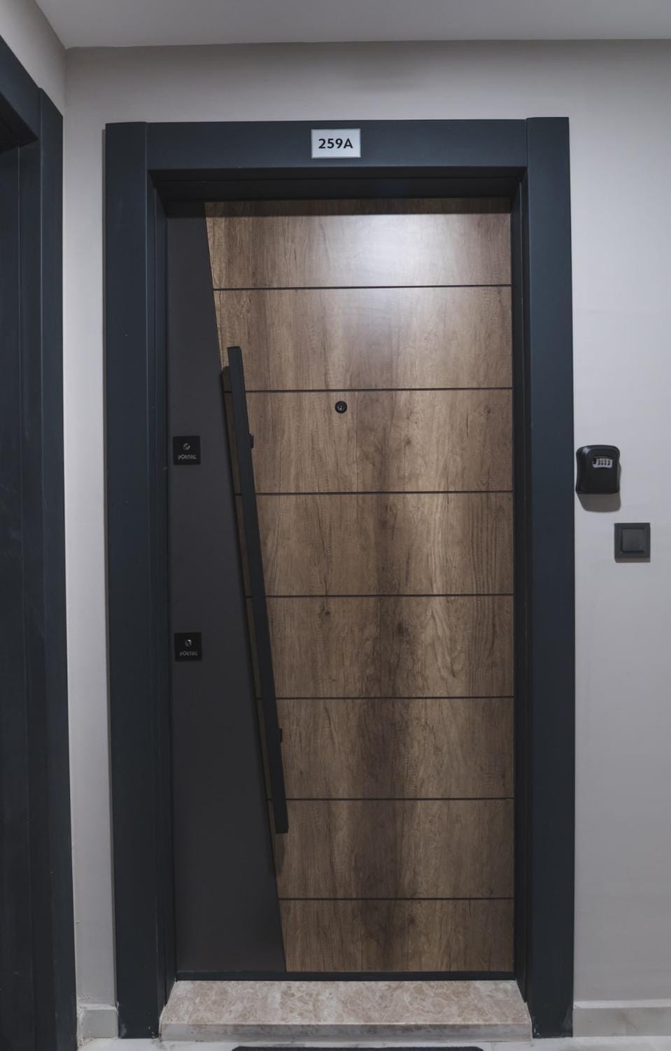 Stylish 28F Gym Free Pkg Secured Apartment in Skopje