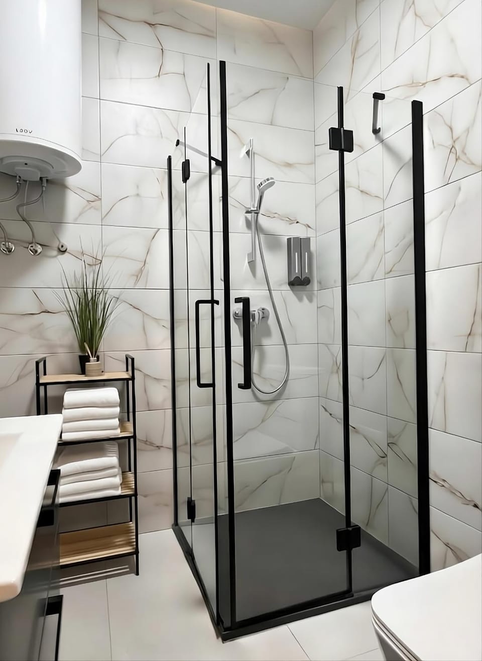 Shower, Toilet