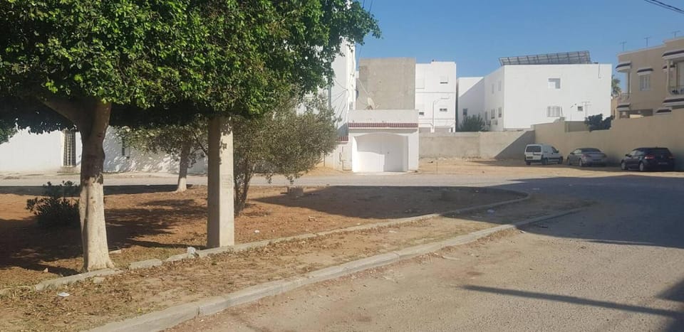 Property building, Parking