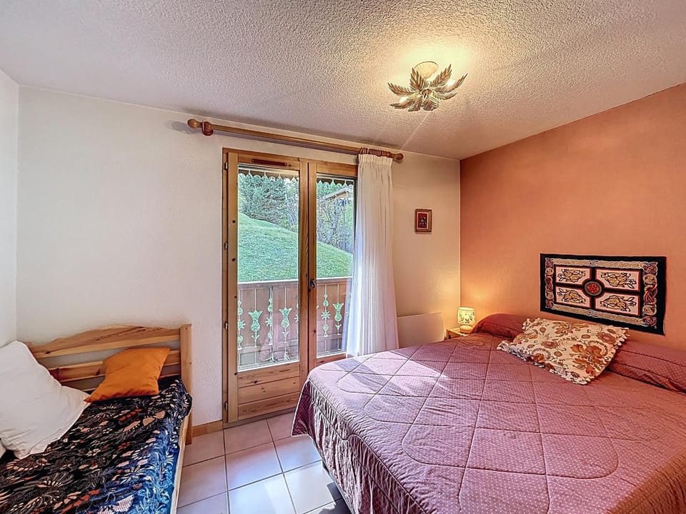 Appartement proche village, accès ski bus, vue Mont Blanc - FR-1-560-163 Apartment in Combloux