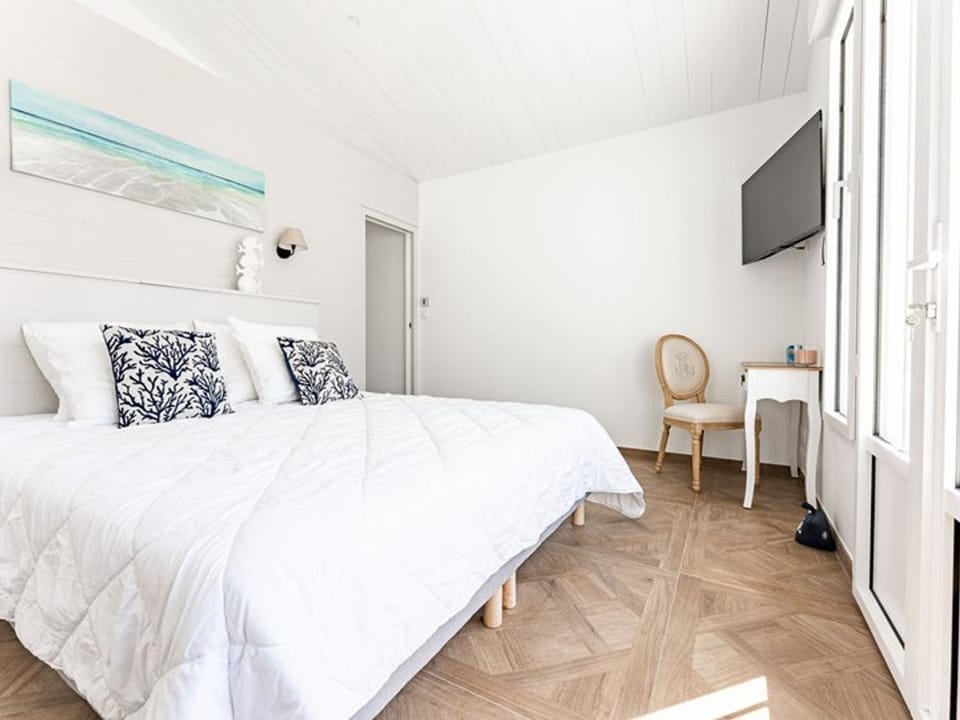 Maison moderne avec jardin clos pour 4 pers. - FR-1-835-18 House in Saint-Martin-de-Ré