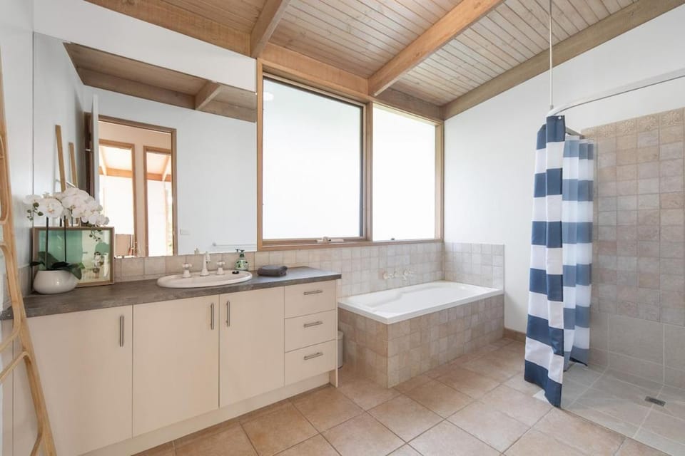 Garden Cottage - Somers House in Somers