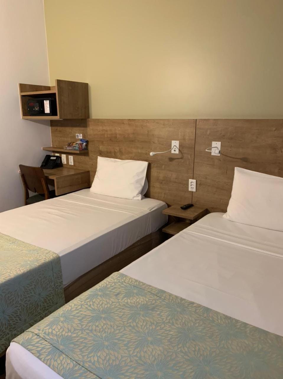 Bed, Photo of the whole room, Bedroom, hair dresser