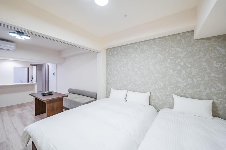 Bed, TV and multimedia, Kitchen or kitchenette, Photo of the whole room, Bedroom, air conditioner