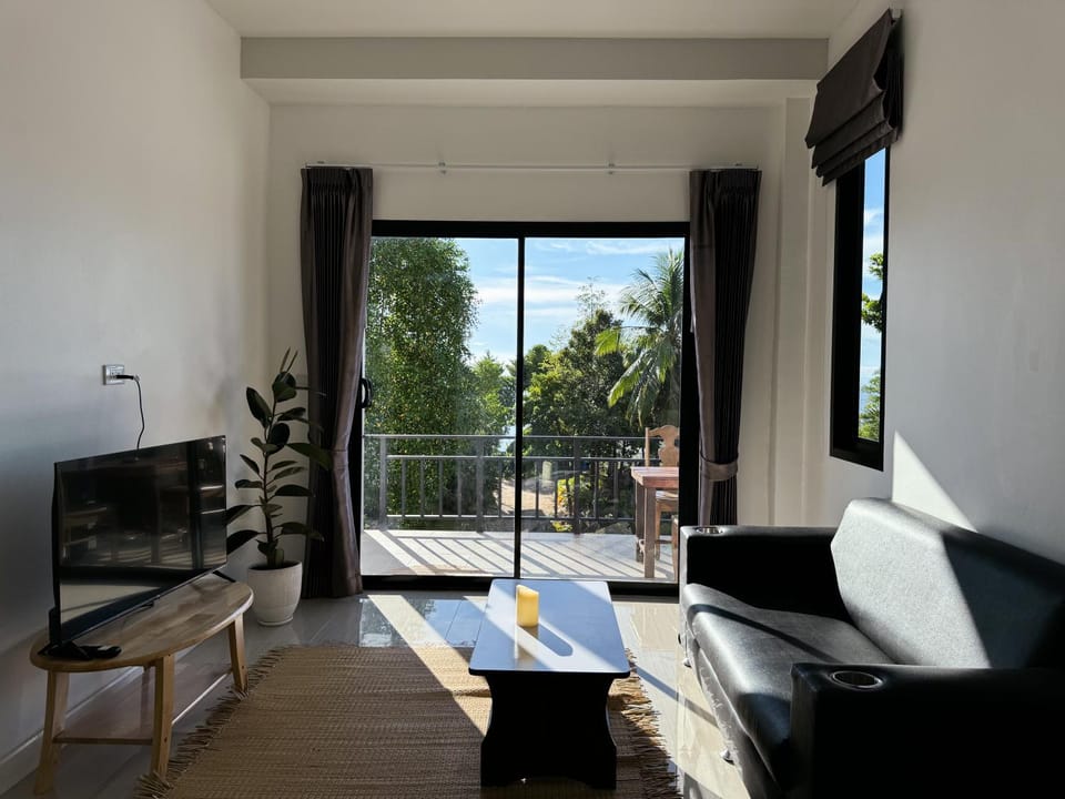 TV and multimedia, View (from property/room), Balcony/Terrace, Living room, Seating area, Evening entertainment