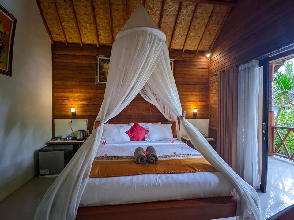 Bedroom, towels
