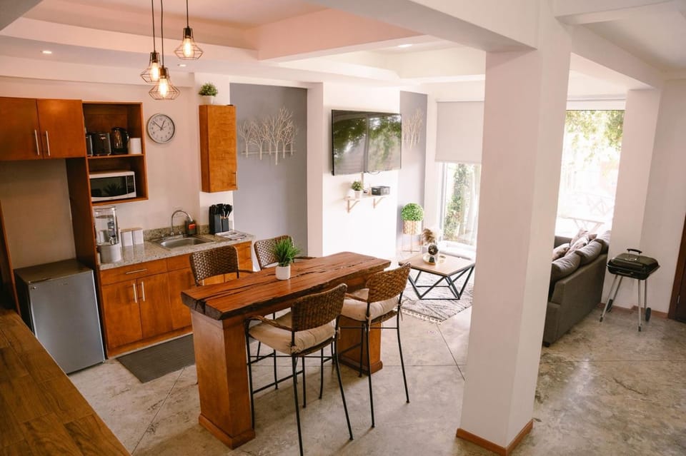 Dream sunset view! Skyview Ensenada B Apartment in Ensenada